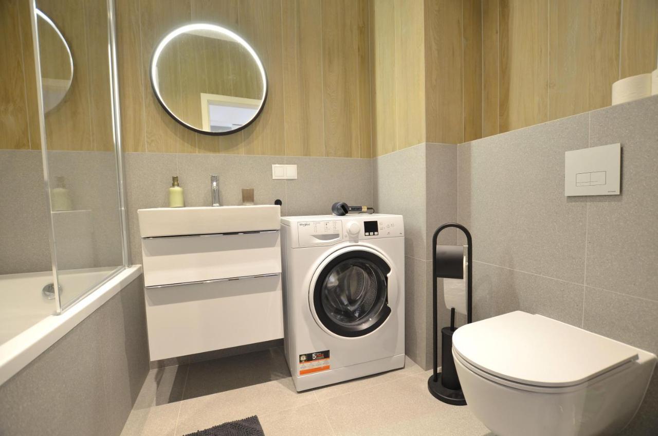 Green Estate Old Town Apartment, Private Parking, Balcony Danzig Exterior foto